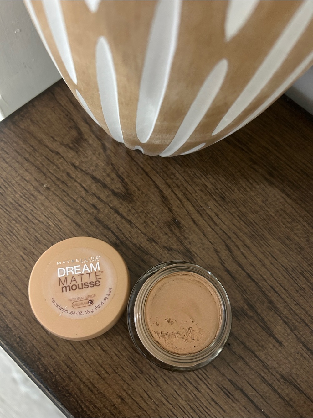 New Not Sealed Maybelline Dream Matte Mousse Foundation - Natural Beige